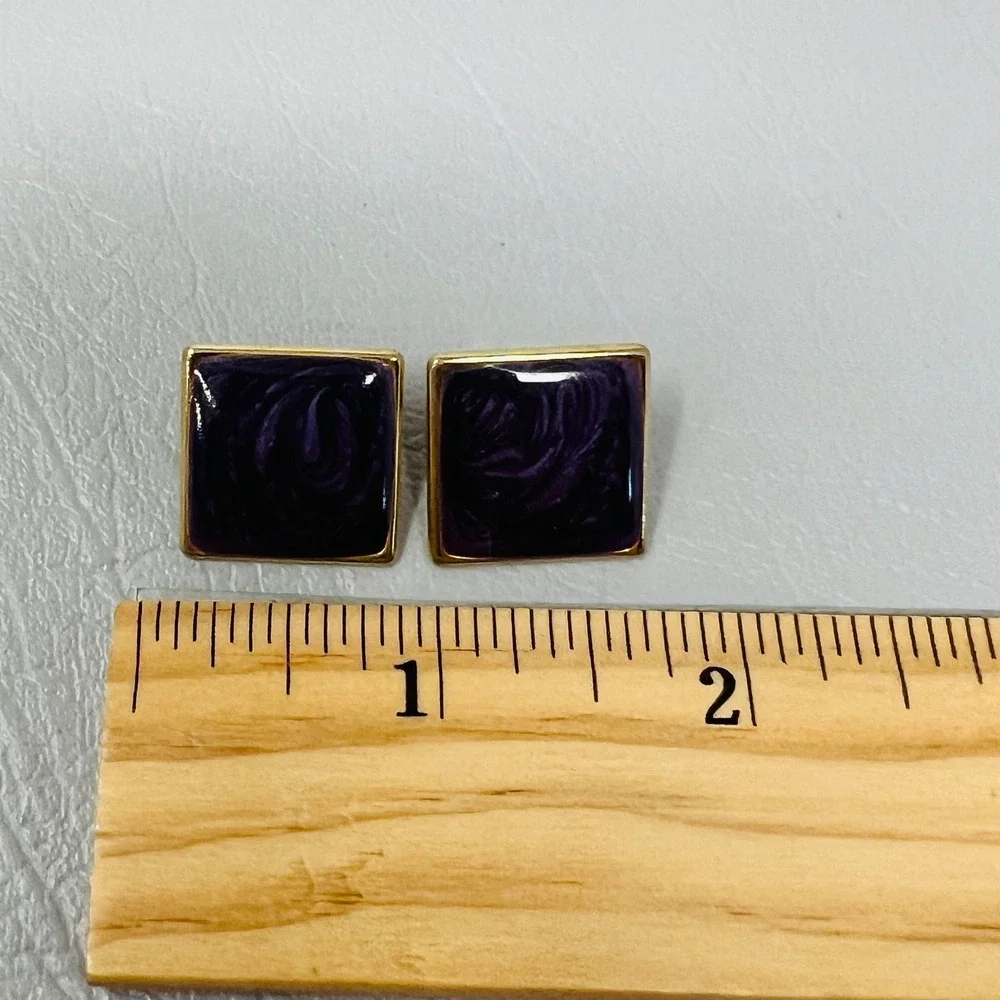 Vintage‎ Purple Swirl Enamel Square Stud Earrings Gold Tone Post Backs